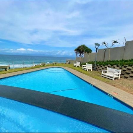 Whale Rock, Modern Beachfront Apartment 마게이트 외부 사진