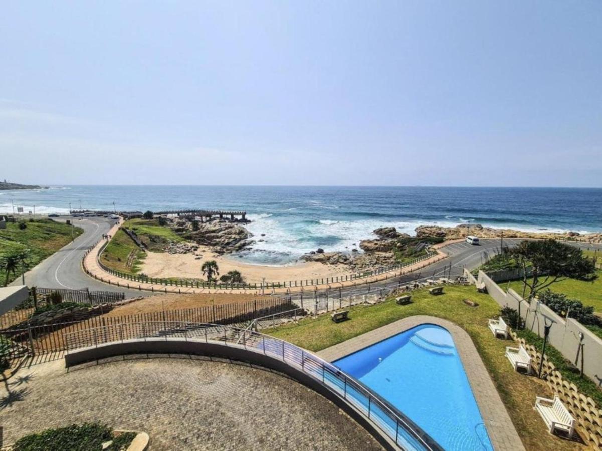 Whale Rock, Modern Beachfront Apartment 마게이트 외부 사진
